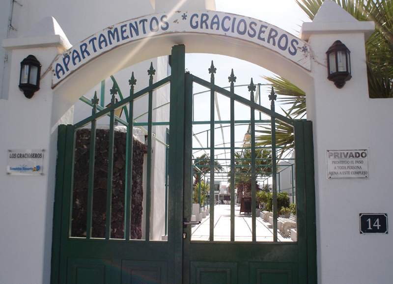 Los Gracioseros Puerto del Carmen  Exterior photo